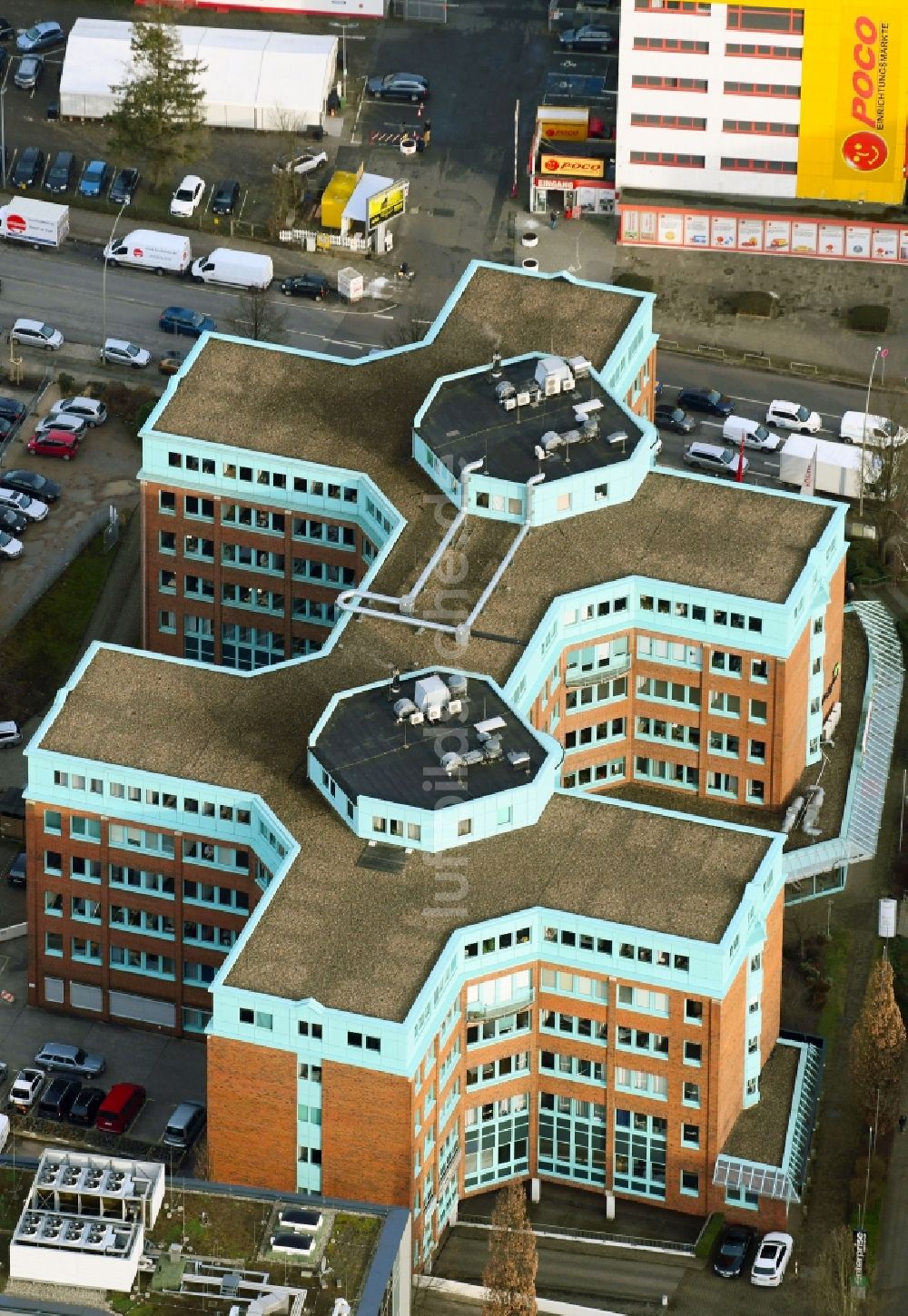 Luftbild Hamburg - Bürogebäude des Geschäftshauses Azur Plaza im Ortsteil Wandsbek in Hamburg, Deutschland