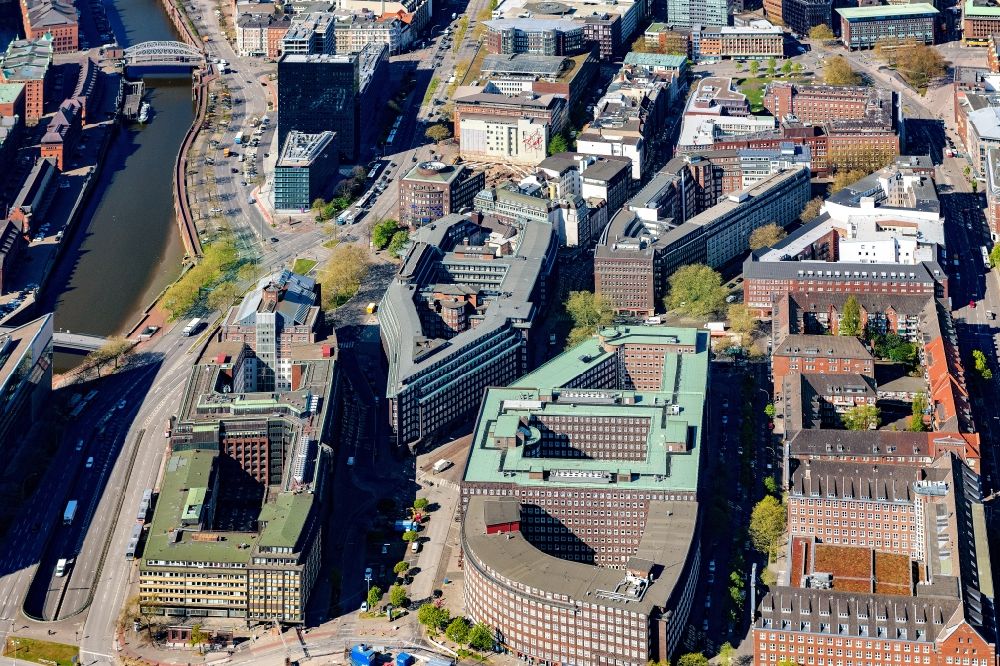 Hamburg aus der Vogelperspektive: Bürogebäude des Geschäftshauses Chilehaus Hamburg in Hamburg, Deutschland