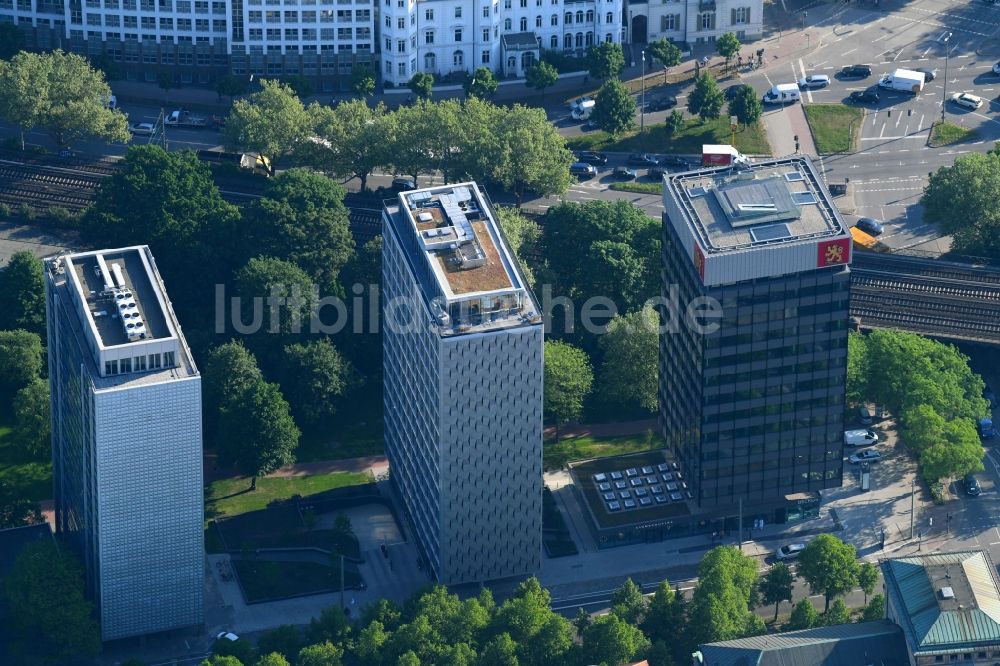 Hamburg aus der Vogelperspektive: Bürogebäude des Geschäftshauses der CnG Luxury Lighting GmbH an der Esplanade in Hamburg, Deutschland