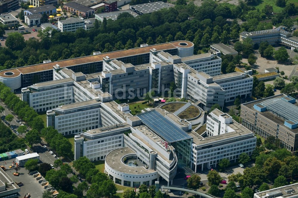 Luftaufnahme Bonn - Bürogebäude des Geschäftshauses der Deutsche Telekom AG im Ortsteil Gronau in Bonn im Bundesland Nordrhein-Westfalen, Deutschland