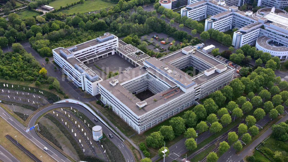 Bonn aus der Vogelperspektive: Bürogebäude des Geschäftshauses Ehemaliges Landesbehördenhaus in Bonn im Bundesland Nordrhein-Westfalen, Deutschland