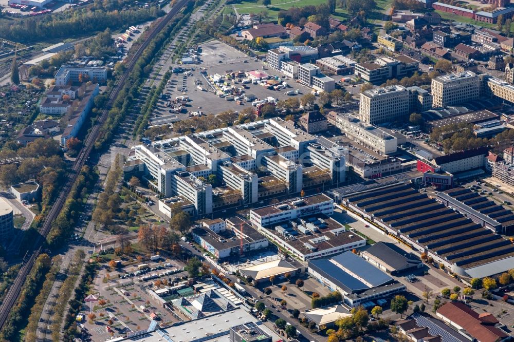 Luftbild Karlsruhe - Bürogebäude des Geschäftshauses der ENBW Zentrale in Karlsruhe im Bundesland Baden-Württemberg, Deutschland