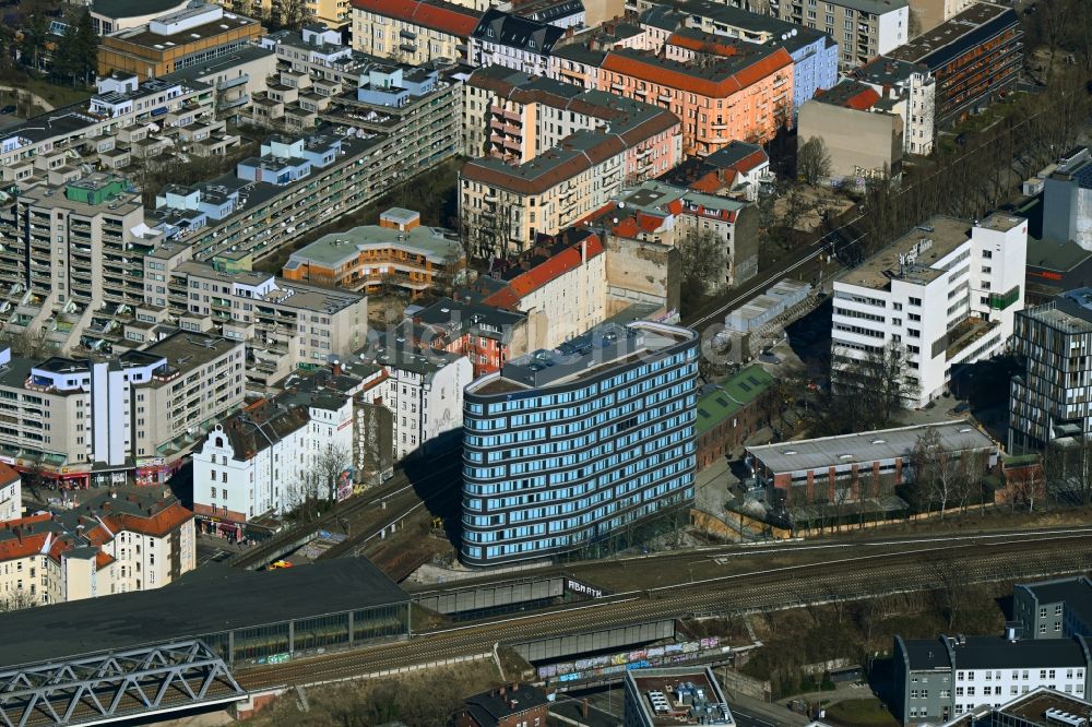 Berlin aus der Vogelperspektive: Bürogebäude des Geschäftshauses des EUREF-Campus 1-2 in Berlin, Deutschland