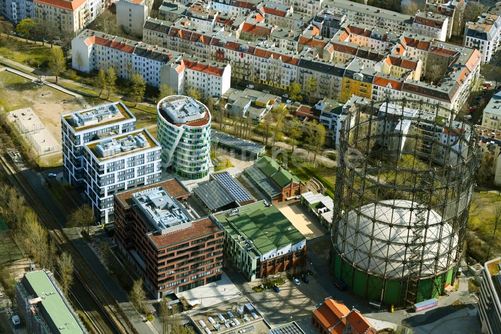 Berlin von oben - Bürogebäude des Geschäftshauses am EUREF-Campus im Ortsteil Schöneberg in Berlin, Deutschland