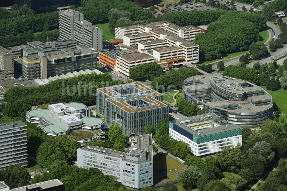 Luftaufnahme Hamburg - Bürogebäude des Geschäftshauses der HANSAINVEST am Überseering im Stadtteil Winterhude in Hamburg