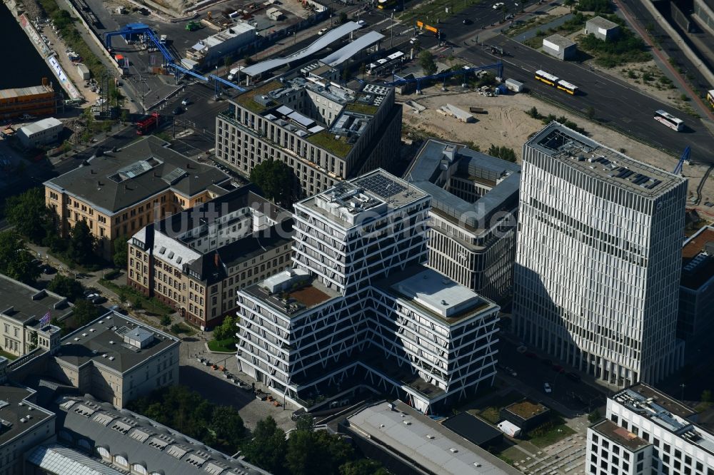 Berlin von oben - Bürogebäude des Geschäftshauses der 50Hertz Transmission GmbH an der Heidestraße im Ortsteil Moabit in Berlin, Deutschland