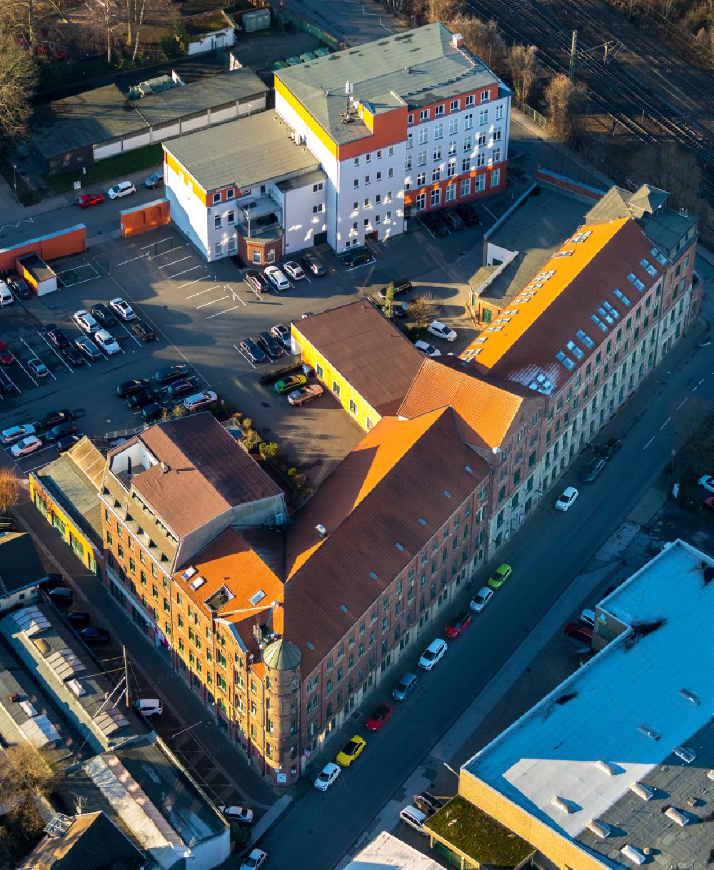 Luftbild Schwelm - Bürogebäude des Geschäftshauses Ibach-Haus mit dem LEO Theater in Schwelm im Bundesland Nordrhein-Westfalen, Deutschland