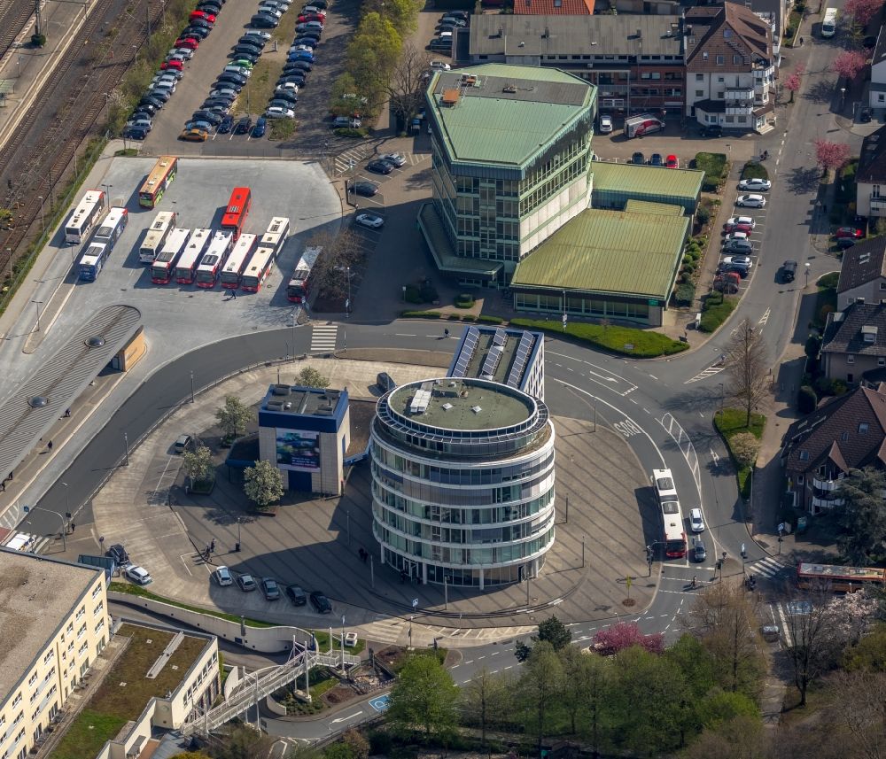 Luftaufnahme Unna - Bürogebäude des Geschäftshauses Jobcenter Kreis Unna an der Bahnhofstraße in Unna im Bundesland Nordrhein-Westfalen, Deutschland
