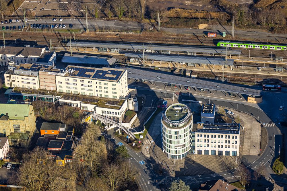 Luftaufnahme Unna - Bürogebäude des Geschäftshauses Jobcenter Kreis Unna an der Bahnhofstraße in Unna im Bundesland Nordrhein-Westfalen, Deutschland