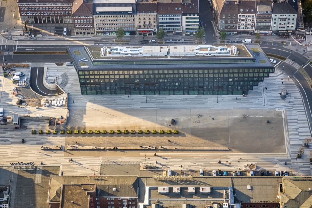 Luftbild Duisburg - Bürogebäude des Geschäftshauses Mercator One in Duisburg im Bundesland Nordrhein-Westfalen, Deutschland