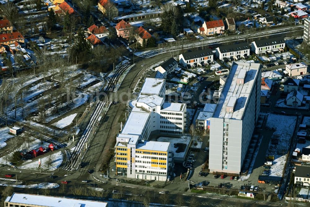 Luftaufnahme Berlin - Bürogebäude des Geschäftshauses Qneunundzwanzig im Ortsteil Hohenschönhausen in Berlin, Deutschland