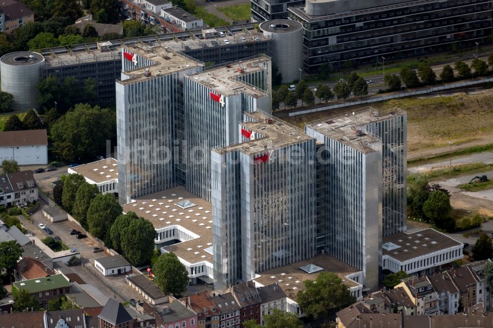 Düsseldorf von oben - Bürogebäude des Geschäftshauses RWI4 in Düsseldorf im Bundesland Nordrhein-Westfalen, Deutschland