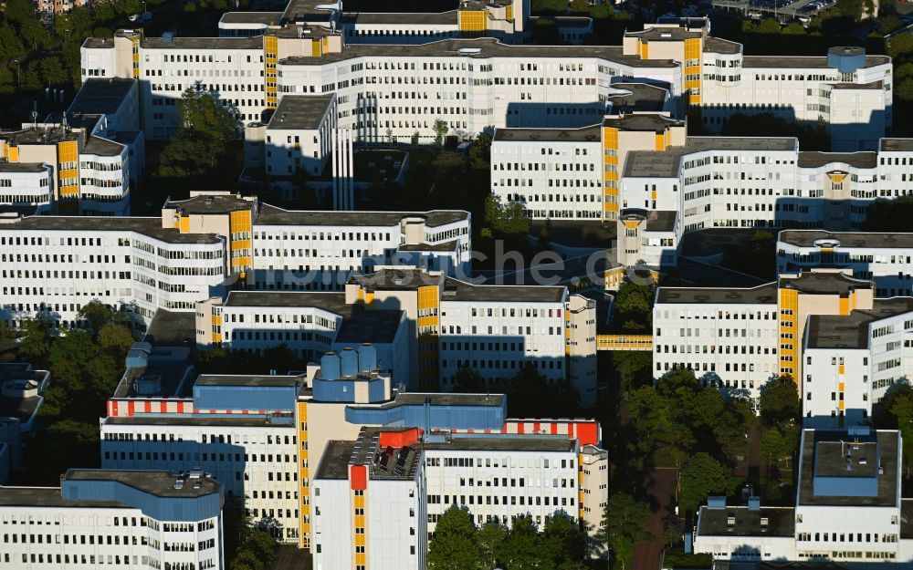 Luftbild München - Bürogebäude des Geschäftshauses des Siemens Financial Services im Stadtteil Ramersdorf-Perlach in München im Bundesland Bayern, Deutschland