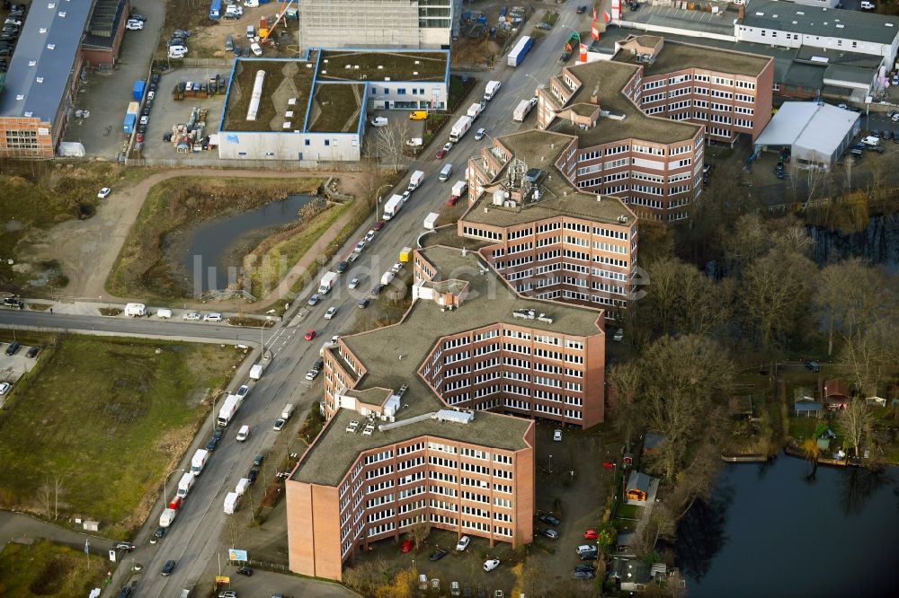 Hamburg von oben - Bürogebäude des Geschäftshauses Am Stadtrand im Ortsteil Tonndorf in Hamburg, Deutschland