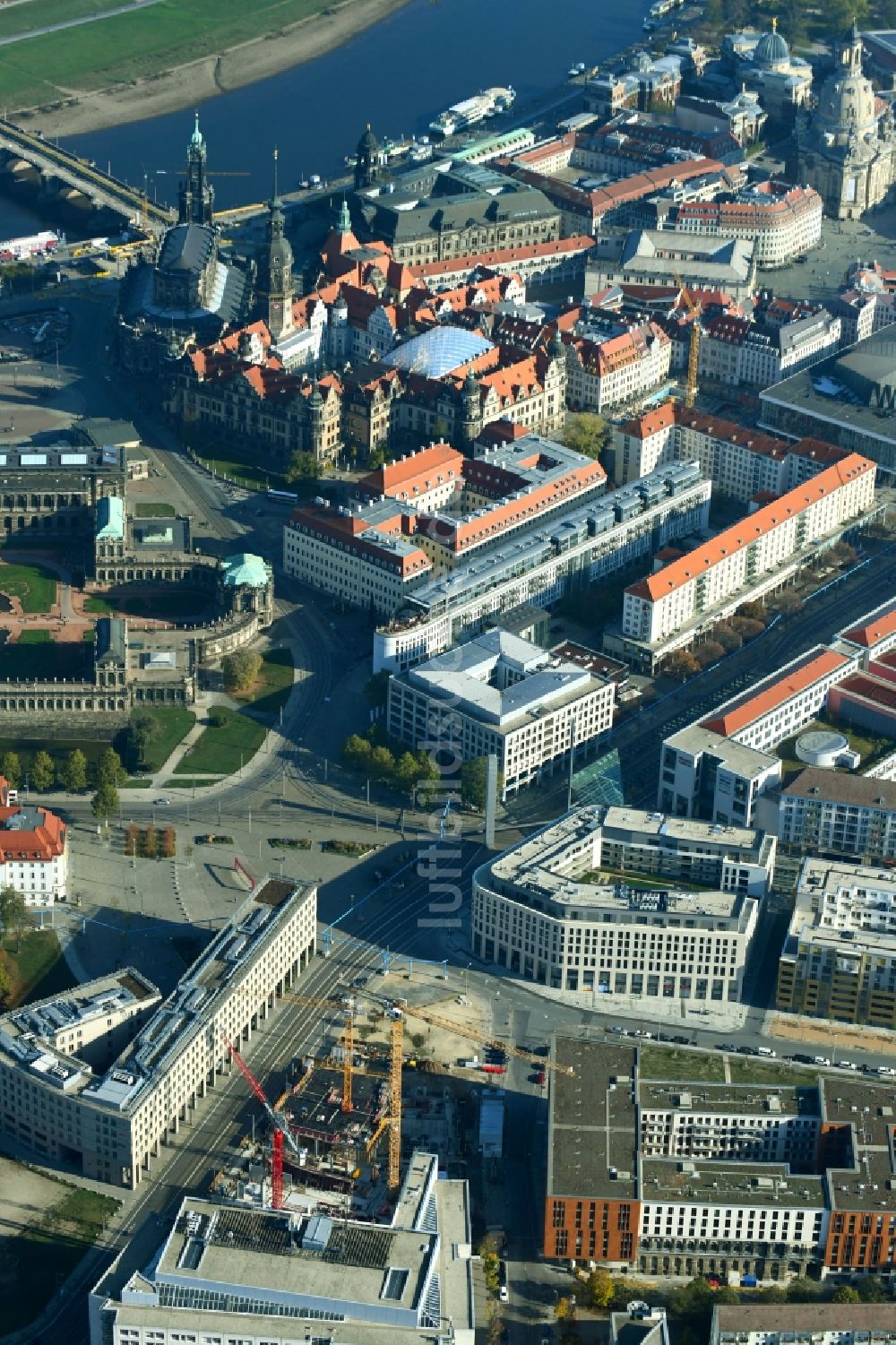 Dresden aus der Vogelperspektive: Bürogebäude des Geschäftshauses VauVau in Dresden im Bundesland Sachsen, Deutschland