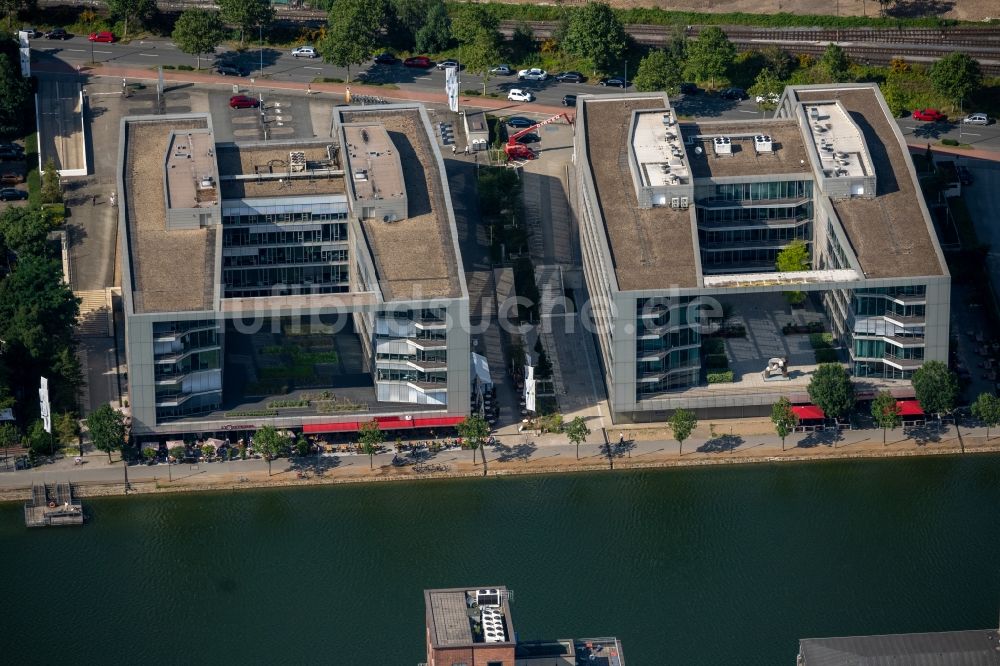 Luftbild Duisburg - Bürogebäude der Geschäftshäuser an der Schifferstraße in Duisburg im Bundesland Nordrhein-Westfalen, Deutschland