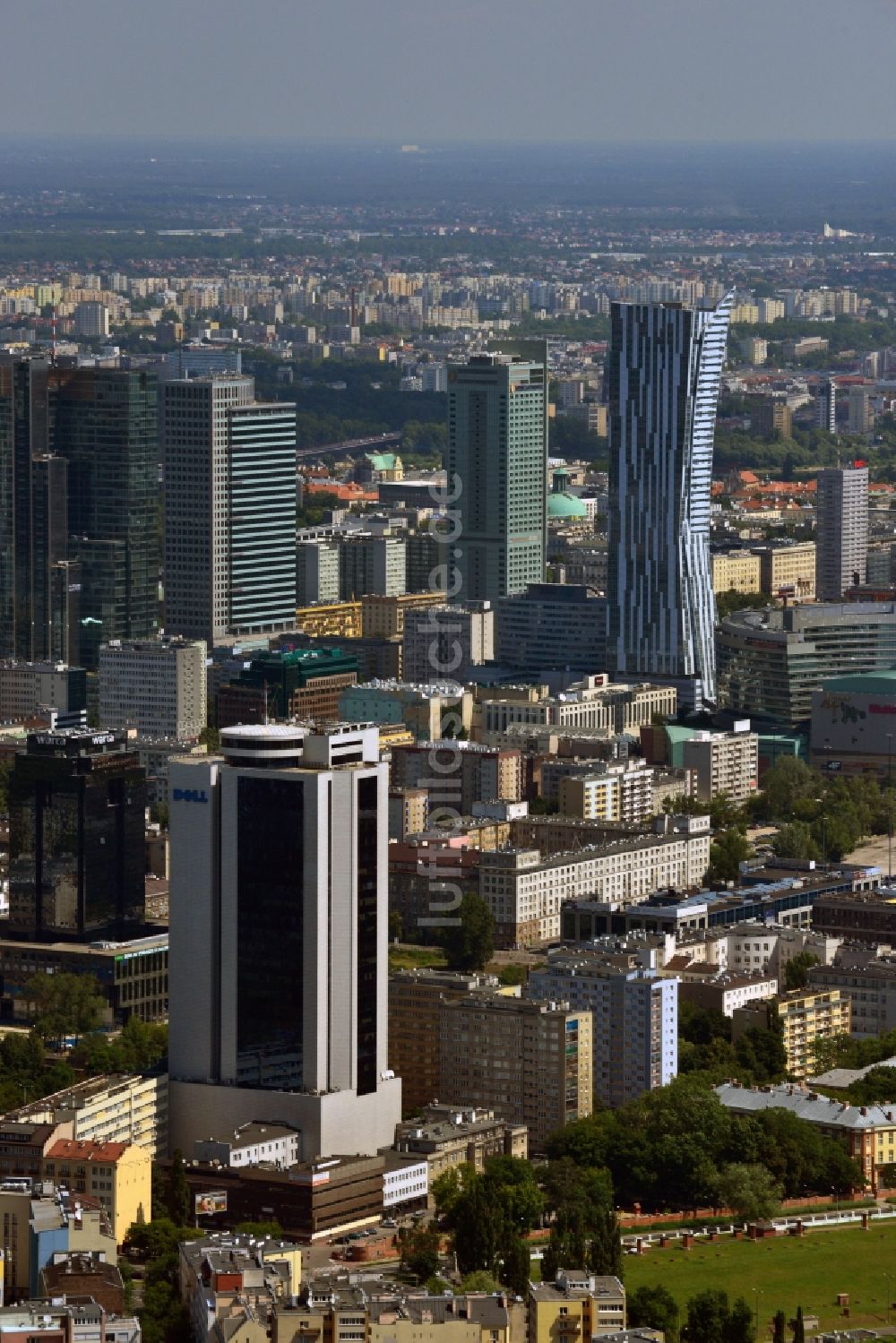 Luftaufnahme Warschau - Bürohochhaus Millennium Plaza im Stadtzentrum von Warschau in Polen