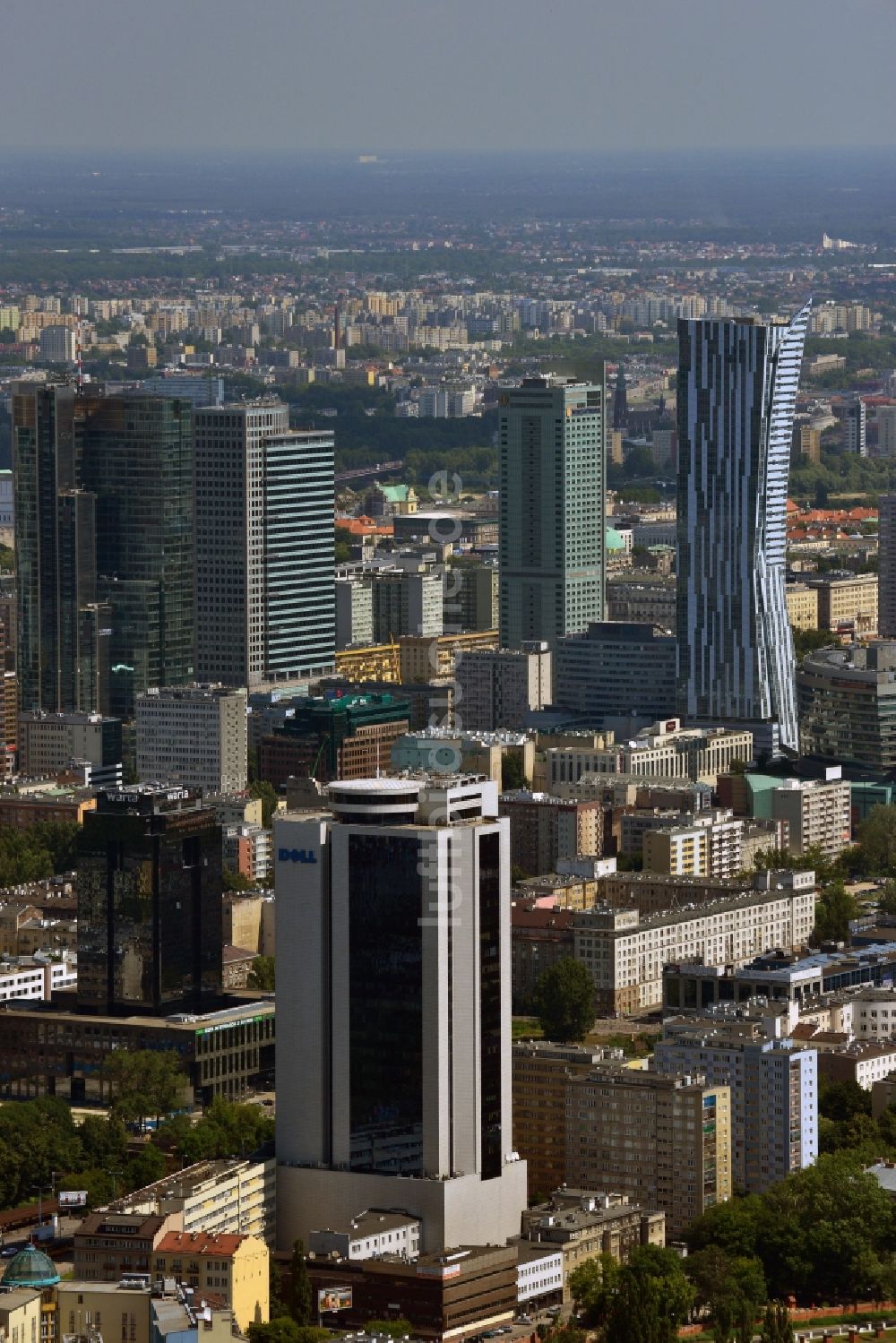 Warschau aus der Vogelperspektive: Bürohochhaus Millennium Plaza im Stadtzentrum von Warschau in Polen