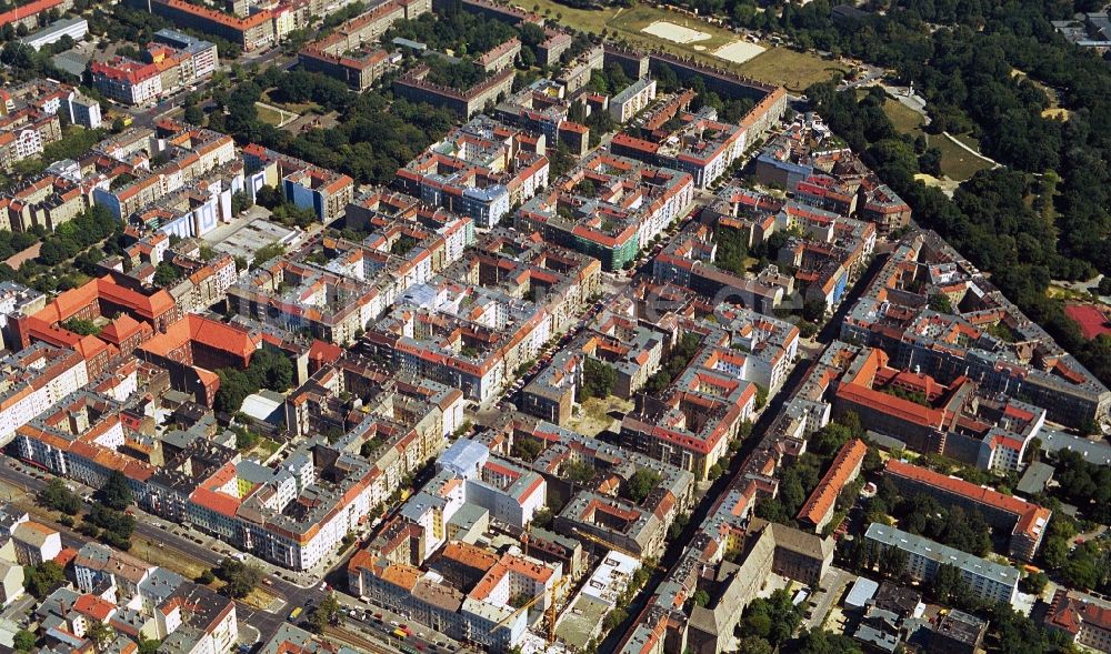 Luftbild Berlin - Bötzow-Viertel am Friedrichshain im Stadtbezirk Berlin-Prenzlauer-Berg