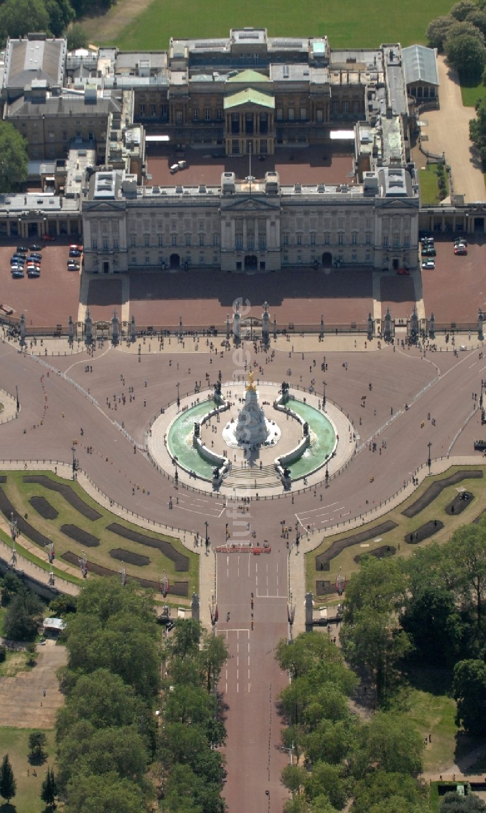 London von oben - Buckingham Palace - der Palast Stadtbezirk City of Westminster in London