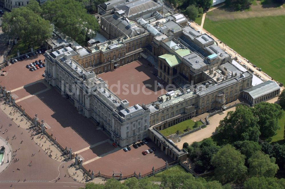 London aus der Vogelperspektive: Buckingham Palace - der Palast Stadtbezirk City of Westminster in London