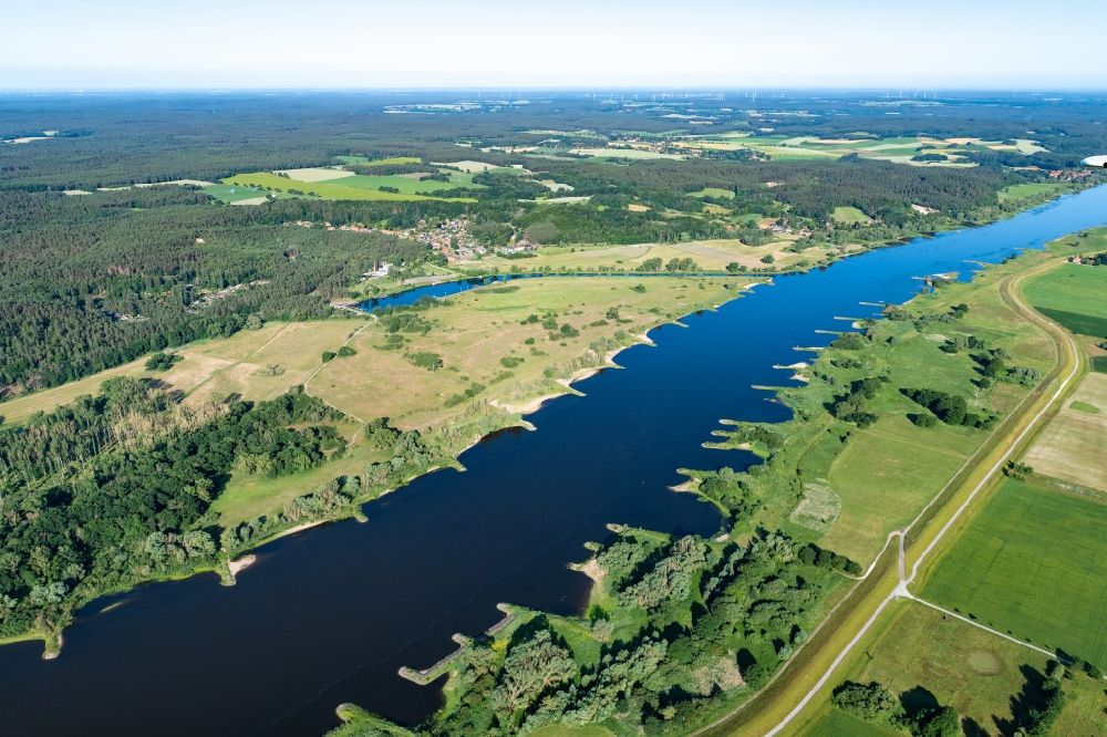 Luftbild Tiesau - Buhnen- Landschaft des Elbe - Flussverlauf in Tiesau im Bundesland Niedersachsen, Deutschland