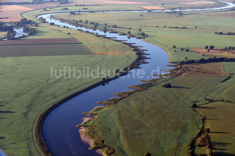 Luftaufnahme Kemberg - Buhnen- Landschaft an den Uferbereichen des Elbe Flussverlaufes in Kemberg im Bundesland Sachsen-Anhalt, Deutschland