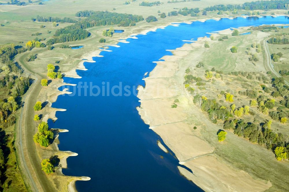 Luftbild Müggendorf - Buhnen- Landschaft an den Uferbereichen des Elbe Flussverlaufes in Müggendorf im Bundesland Brandenburg, Deutschland