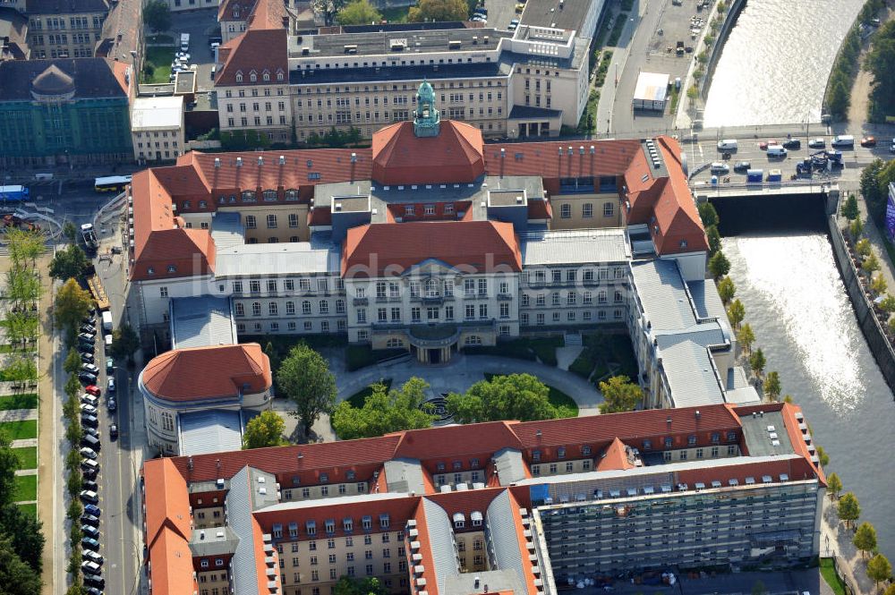 Berlin von oben - Bundesministerium für Wirtschaft und Technologie Berlin