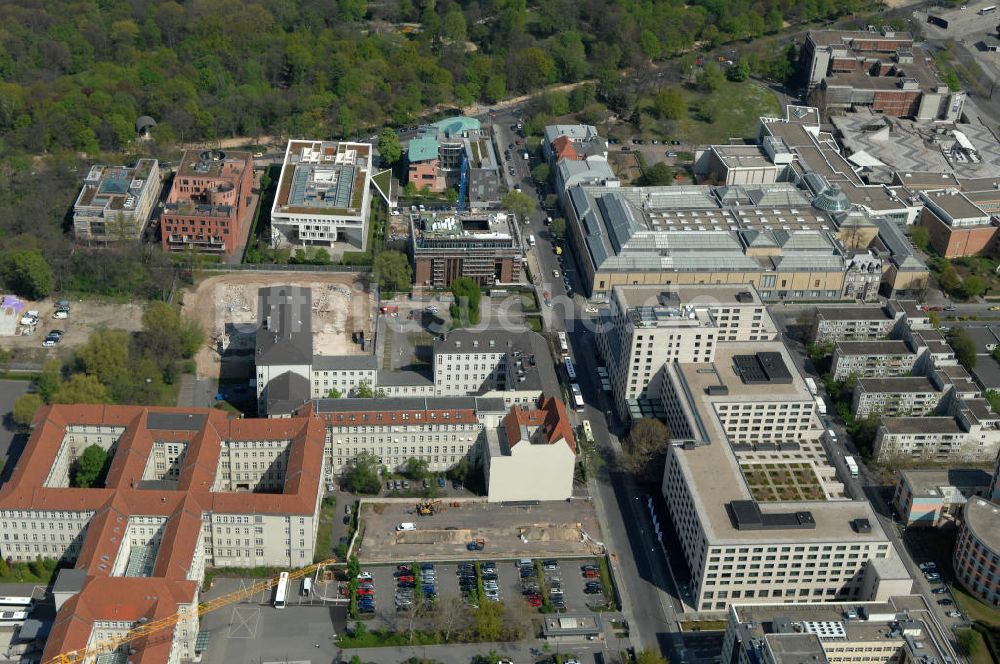 Luftbild Berlin - Bundesministeriums für Verteidigung / Verteidigungsministerium in Berlin - Tiergarten