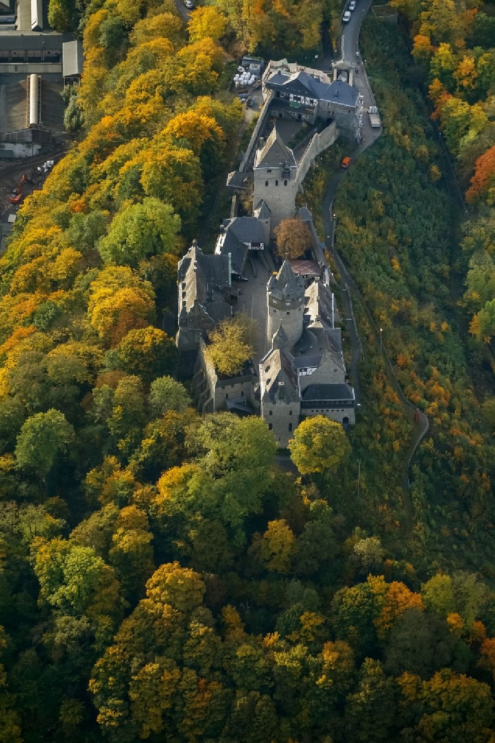Luftbild Altena - Burg Altena im Sauerland bei Altena im Bundesland Nordrhein-Westfalen NRW
