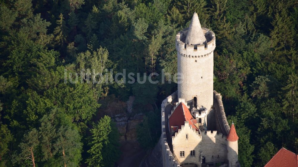 Luftbild Kokorin - Burg in Kokorin in Stredocesky kraj, Tschechien