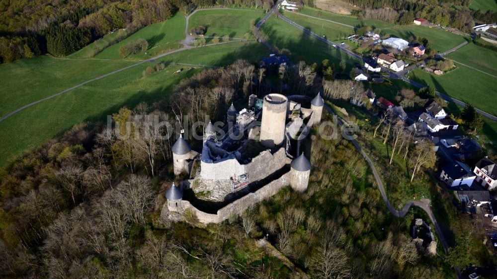 Nürburg aus der Vogelperspektive: Burg Nürburg in Nürburg im Bundesland Rheinland-Pfalz, Deutschland