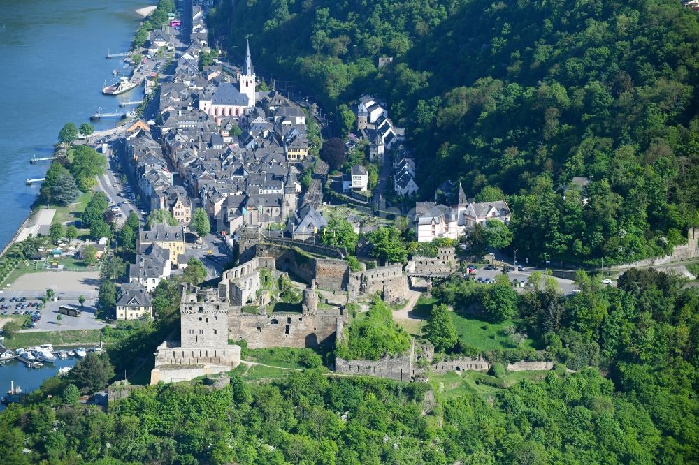 Luftaufnahme Sankt Goar - Burg Rheinfels auf dem Schlossberg in Sankt Goar im Bundesland Rheinland-Pfalz, Deutschland