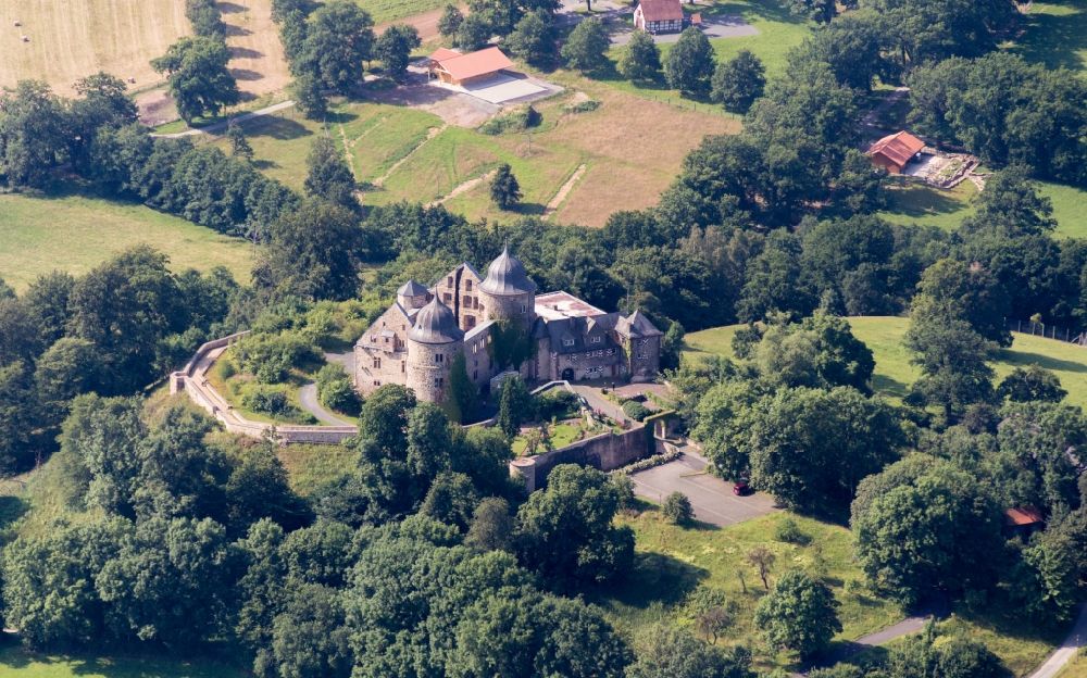 Hofgeismar von oben - Burg Sababurg in Hofgeismar im Bundesland Hessen, Deutschland