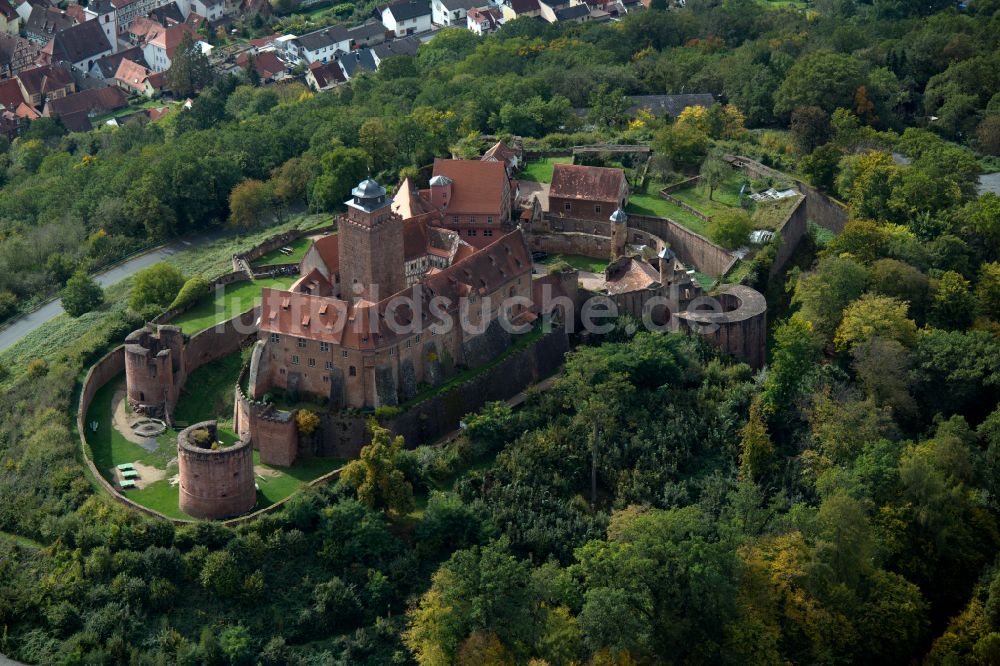 Breuberg von oben - Burganlage Burg Breuberg in Breuberg im Bundesland Hessen, Deutschland