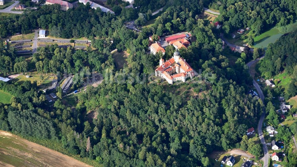 Luftbild Chotyne - Burganlage der Burg Grabstejn ( Grabenstein ) in Chotyne in Liberecky kraj, Tschechien