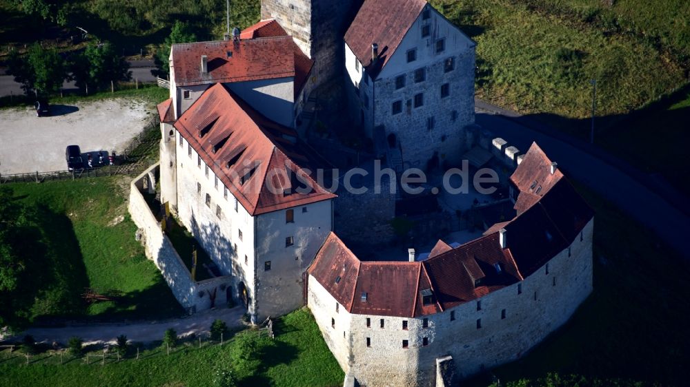 Dischingen von oben - Burganlage der Burg Katzenstein in Dischingen im Bundesland Baden-Württemberg