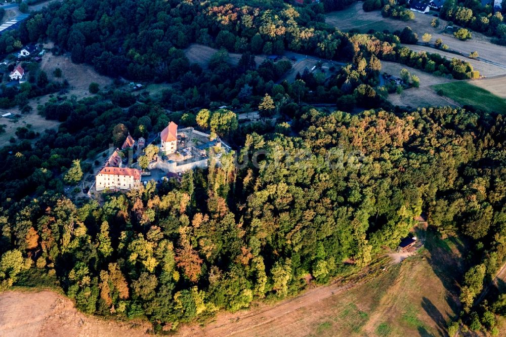 Luftaufnahme Reichelsheim (Odenwald) - Burganlage des Café Schloss Reichenberg in Reichelsheim (Odenwald) im Bundesland Hessen, Deutschland