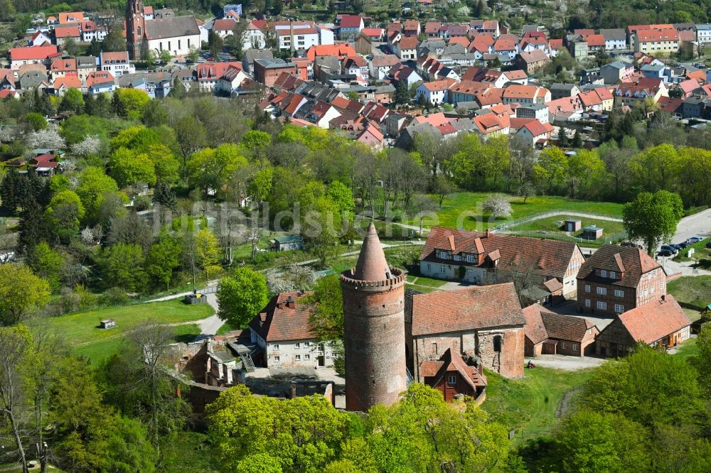 Luftbild Burg Stargard - Burganlage der Höhenburg Burg Stargard auf dem Burgberg in Burg Stargard im Bundesland Mecklenburg-Vorpommern