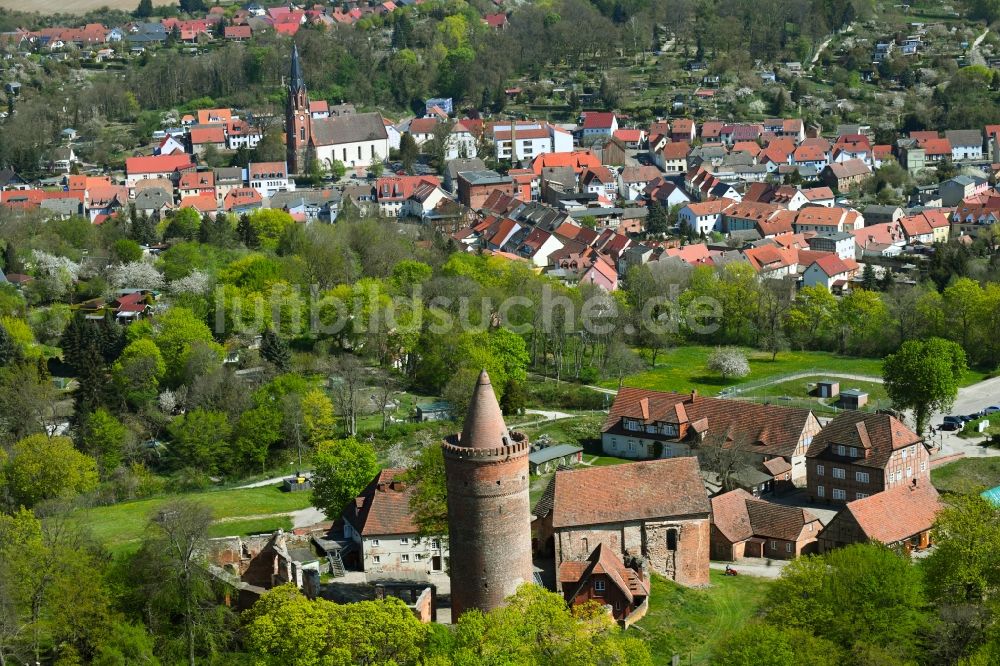 Luftaufnahme Burg Stargard - Burganlage der Höhenburg Burg Stargard auf dem Burgberg in Burg Stargard im Bundesland Mecklenburg-Vorpommern