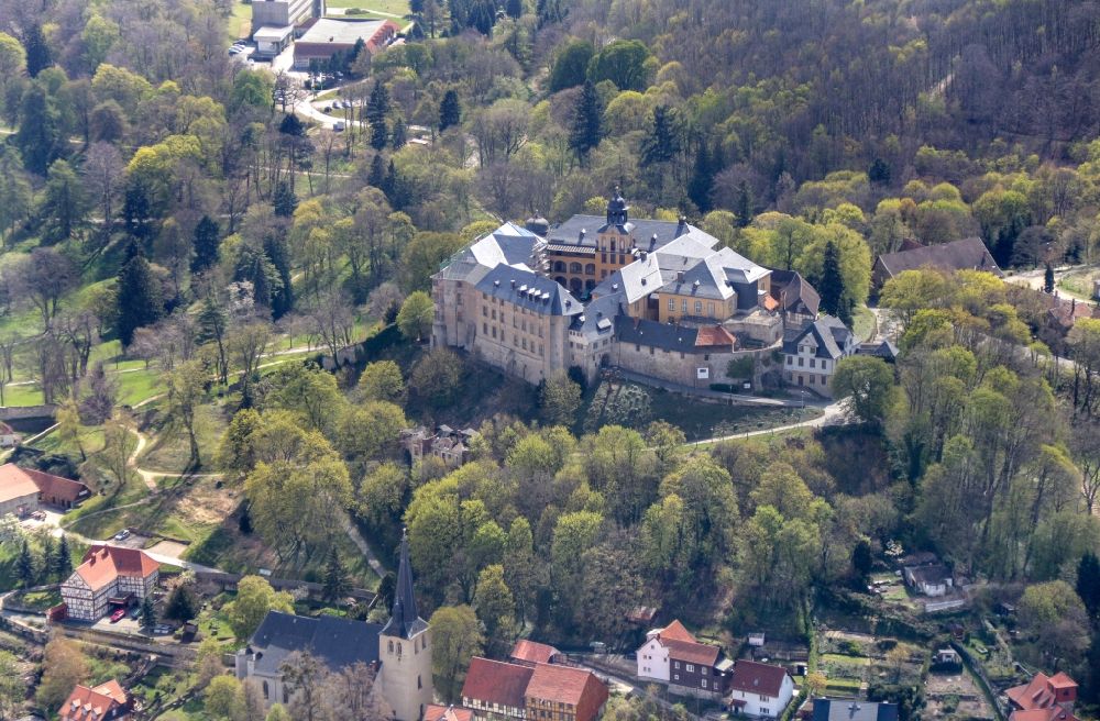 Luftbild Blankenburg (Harz) - Burganlage des Schloss Blankenburg im Ortsteil Blankenburg in Blankenburg (Harz) im Bundesland Sachsen-Anhalt