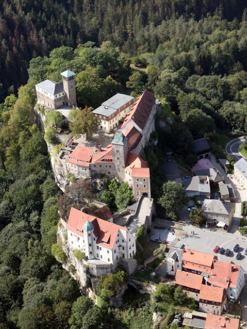 Luftbild Hohnstein - Burganlage des Schloss Burg Hohnstein in Hohnstein im Bundesland Sachsen, Deutschland