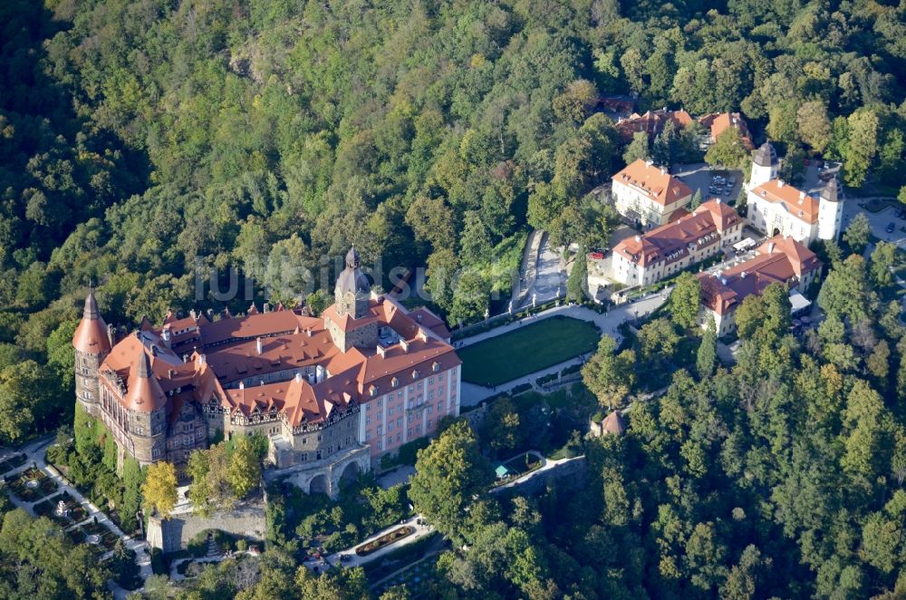 Luftbild Walbrzych - Burganlage des Schloss Fürstenstein in Walbrzych in Dolnoslaskie, Polen