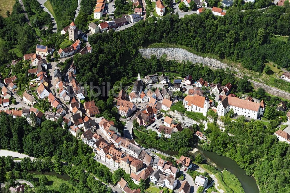 Luftbild Haigerloch - Burganlage des Schloss Haigerloch über der Eyach in Haigerloch im Bundesland Baden-Württemberg, Deutschland