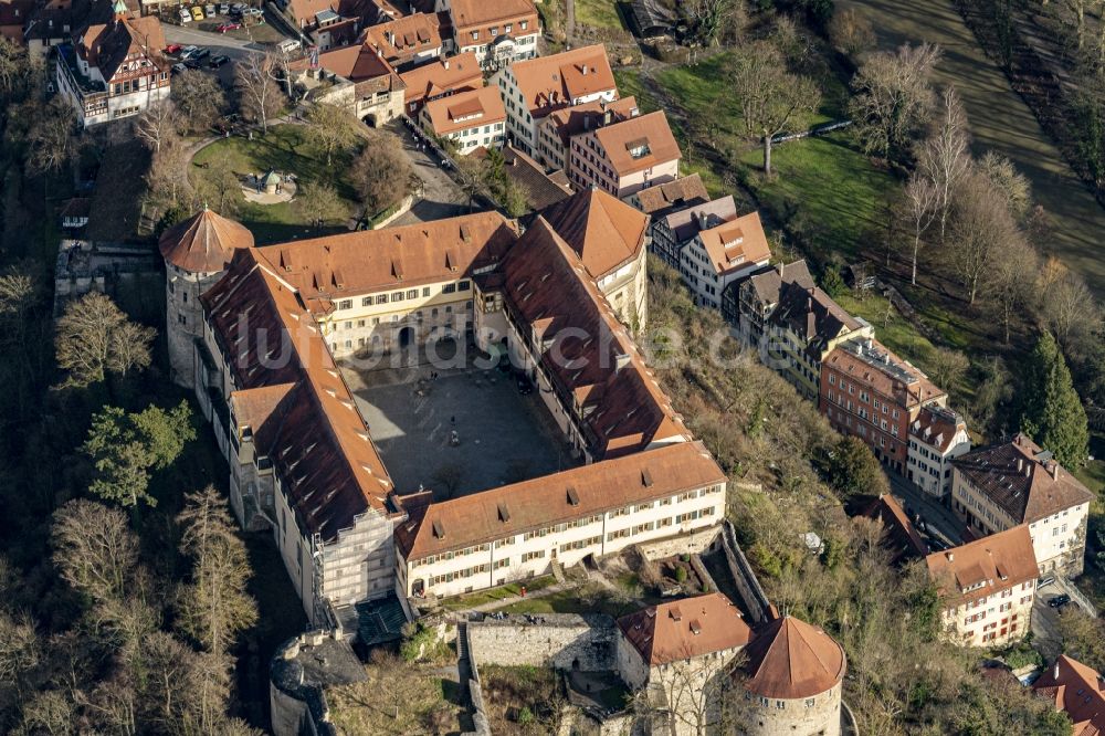 Tübingen aus der Vogelperspektive: Burganlage des Schloss Hohen Tübingen in Tübingen im Bundesland Baden-Württemberg, Deutschland