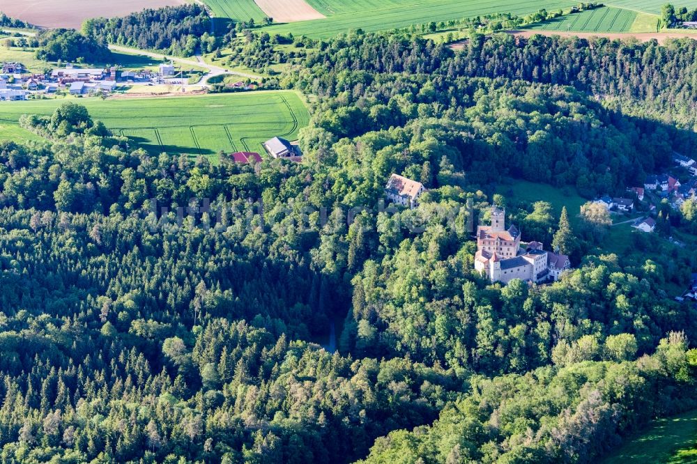 Luftaufnahme Horb am Neckar - Burganlage des Schloss Hohenmühringen in Horb am Neckar im Bundesland Baden-Württemberg, Deutschland