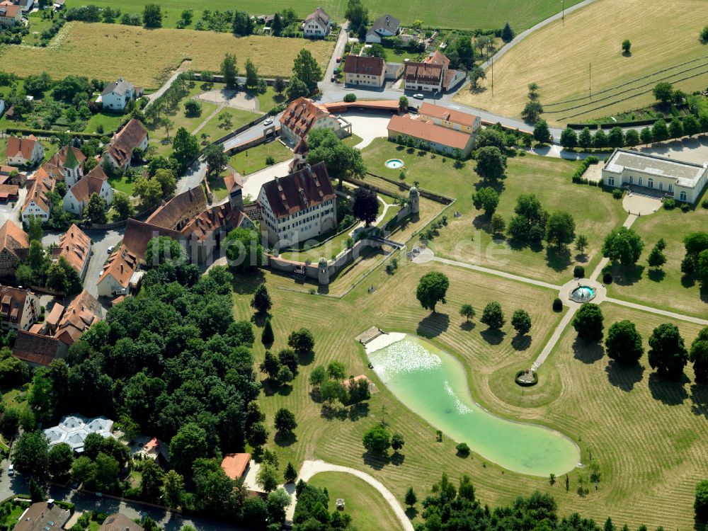 Luftbild Kilchberg - Burganlage des Schloss in Kilchberg im Bundesland Baden-Württemberg, Deutschland