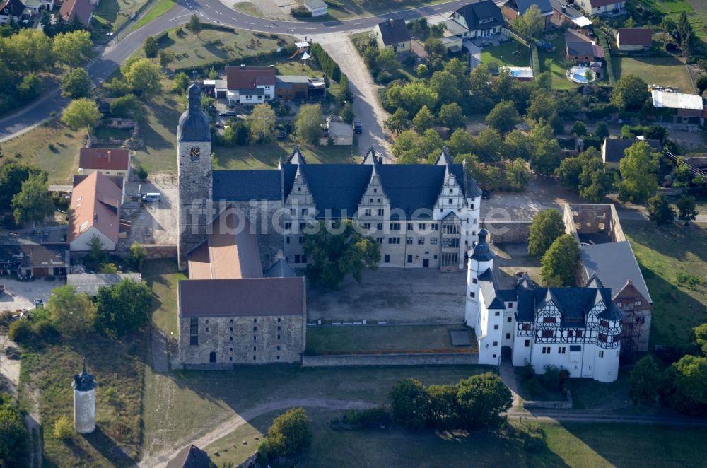 Luftaufnahme Leitzkau - Burganlage des Schloss in Leitzkau im Bundesland Sachsen-Anhalt, Deutschland
