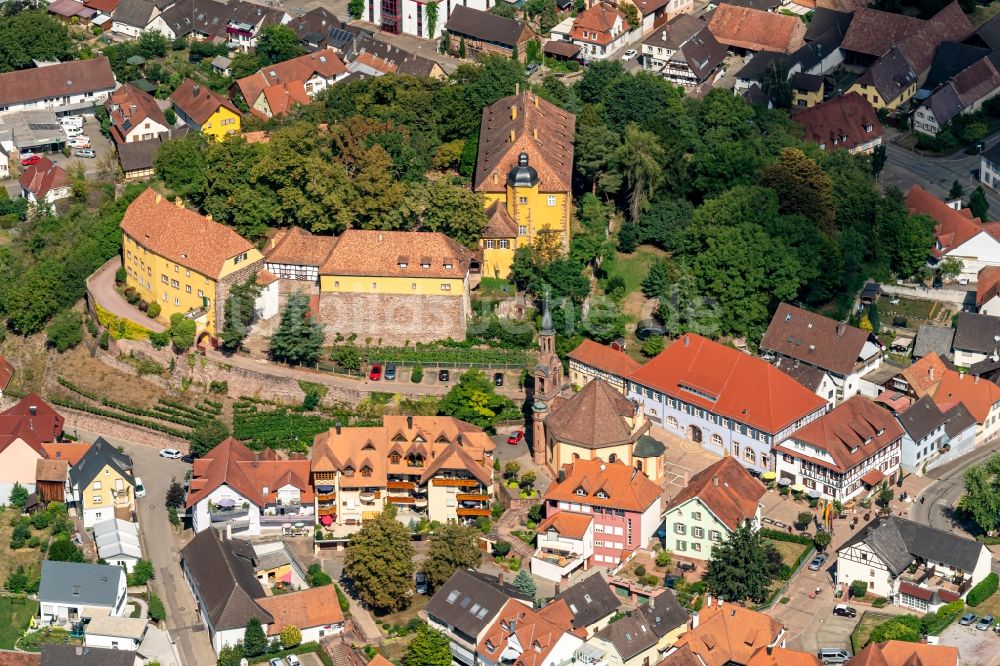 Luftbild Mahlberg - Burganlage des Schloss Mahlberg in Mahlberg im Bundesland Baden-Württemberg, Deutschland